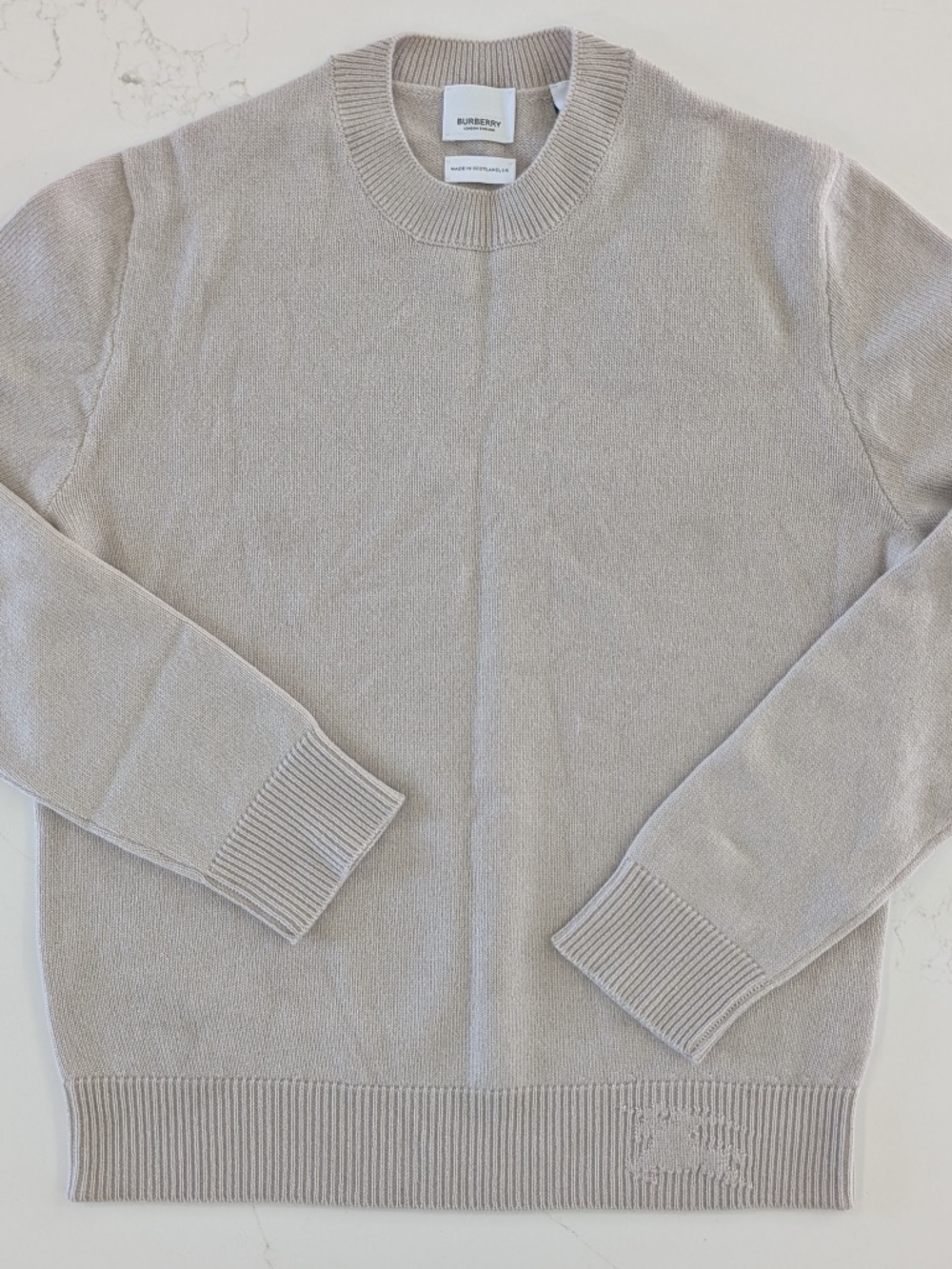 BURBERRY Men's Pale Grey 100% Cashmere Crew Neck Sweater Size S NWT Scotland EKD